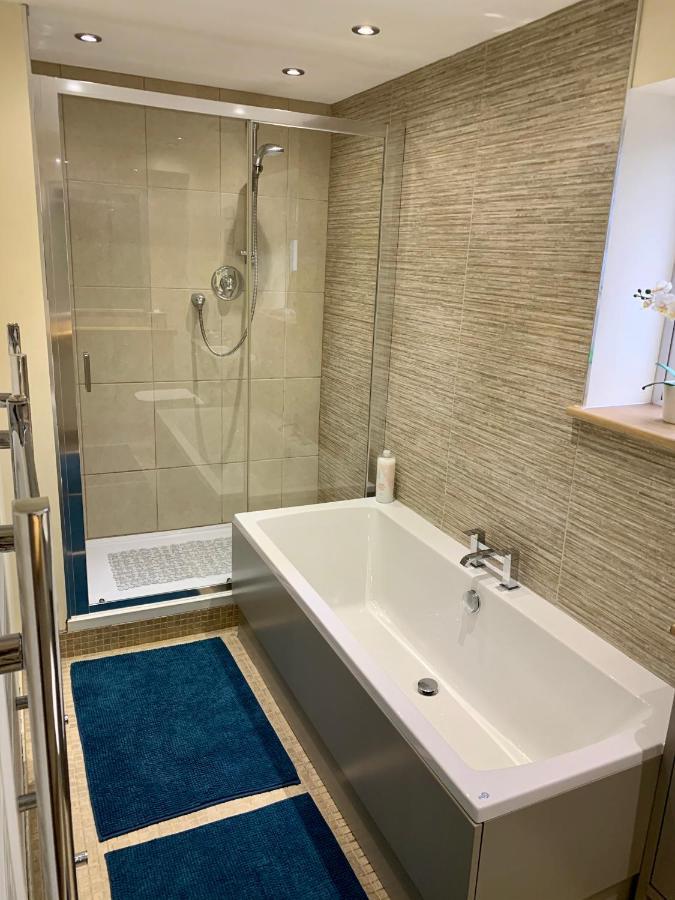 Deri-Down Guest House Abergavenny Extérieur photo