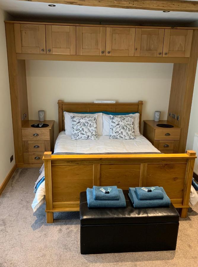 Deri-Down Guest House Abergavenny Extérieur photo